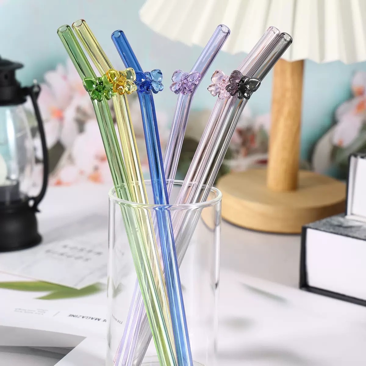 Ống hút đính charm dễ thương