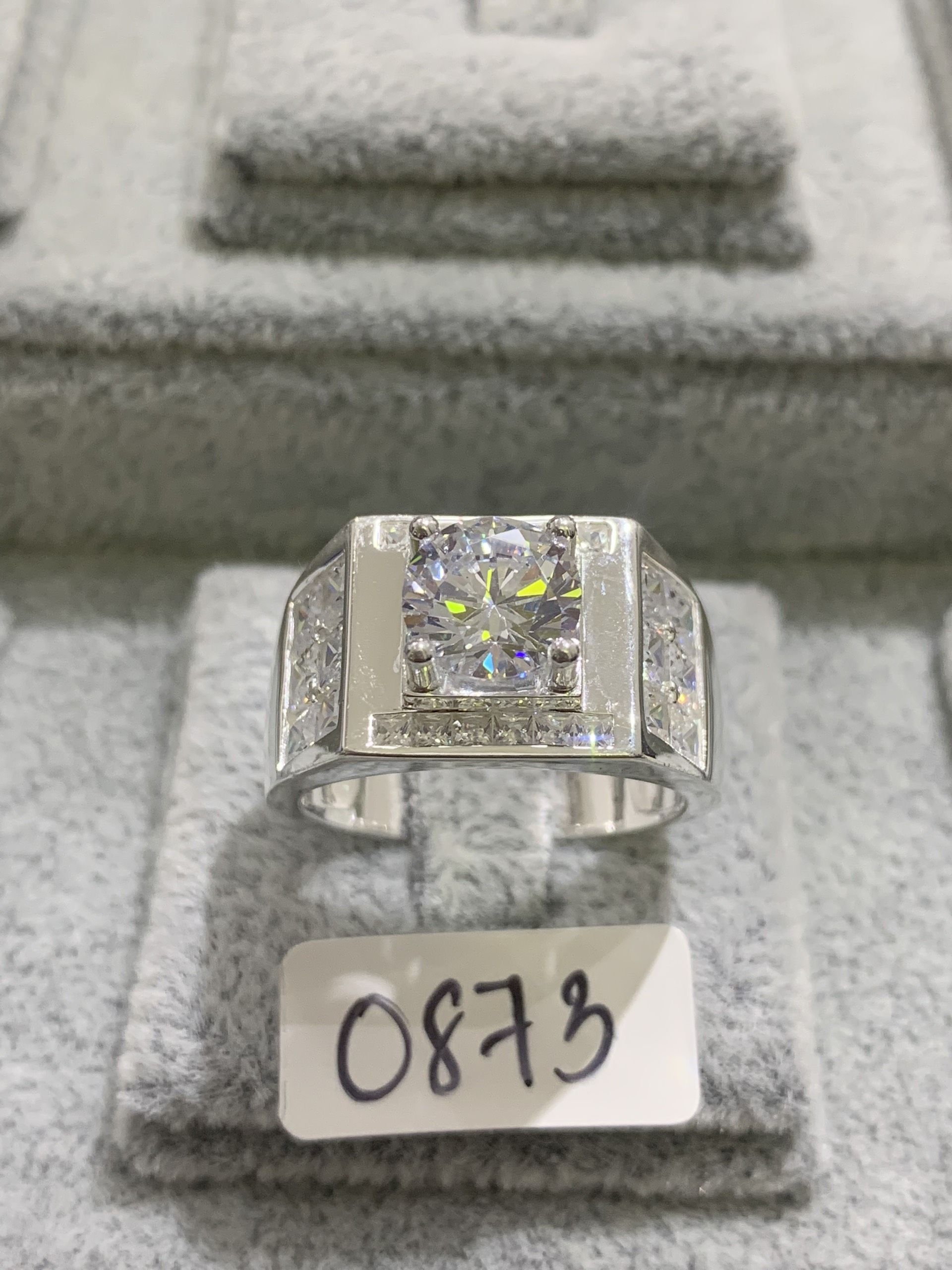 Nhẫn Nam Đá Chủ 8.5 Li N002098