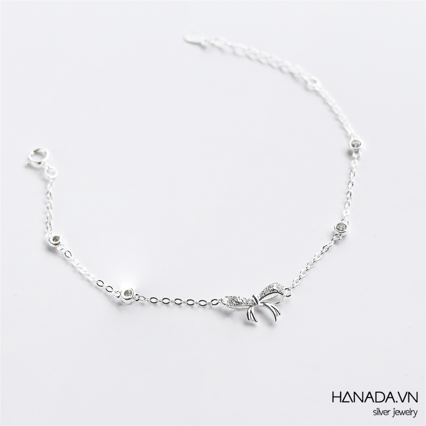 Lắc tay Nơ Đính Đá 2556