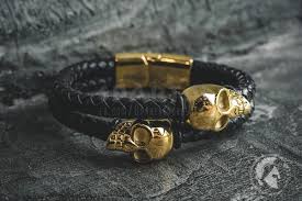 Vòng tay nam Gold Skull