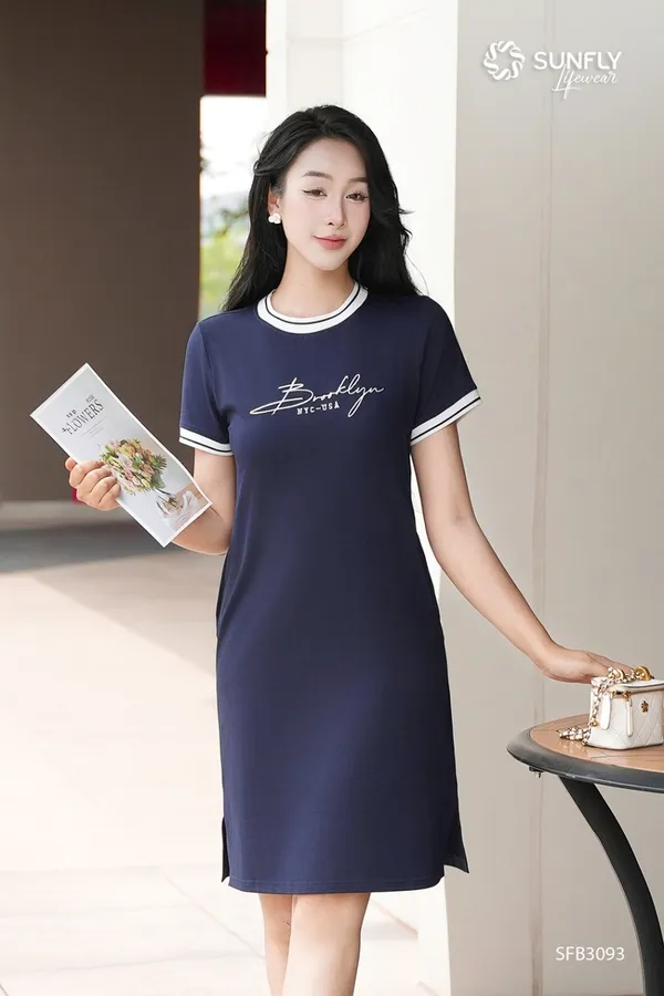 10-Mau-vay-trung-nien-mua-thu-thinh-hanh-nhat-hien-nay_mau-vay-trung-nien-mua-thu-3.webp