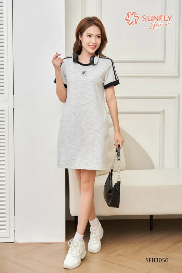 10-Mau-vay-trung-nien-mua-thu-thinh-hanh-nhat-hien-nay_mau-vay-trung-nien-mua-thu-6.webp