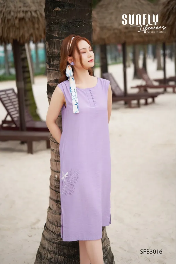 10-Mau-vay-trung-nien-mua-thu-thinh-hanh-nhat-hien-nay_mau-vay-trung-nien-mua-thu-8.webp