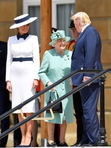 Bộ đồ yêu thích của đệ nhất phu nhân Mỹ Melania Trump
