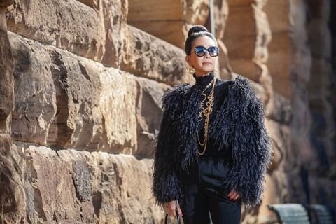 Diễm My phối đồ hiệu dạo chơi ở Sydney