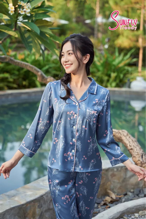 Bi-quyet-bao-quan-quan-ao-voi-nhung-chat-lieu-kho-nhan_bao-quan-quan-ao-2.webp