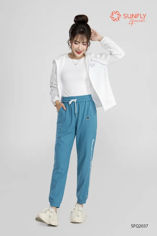 Cap-nhat-xu-huong-thoi-trang-Thu-Dong-2025-dang-duoc-san-don-nhieu-nhat-hien-nay_thoi-trang-thu-dong-35-1.webp
