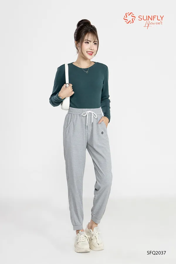Cap-nhat-xu-huong-thoi-trang-Thu-Dong-2025-dang-duoc-san-don-nhieu-nhat-hien-nay_thoi-trang-thu-dong-38.webp