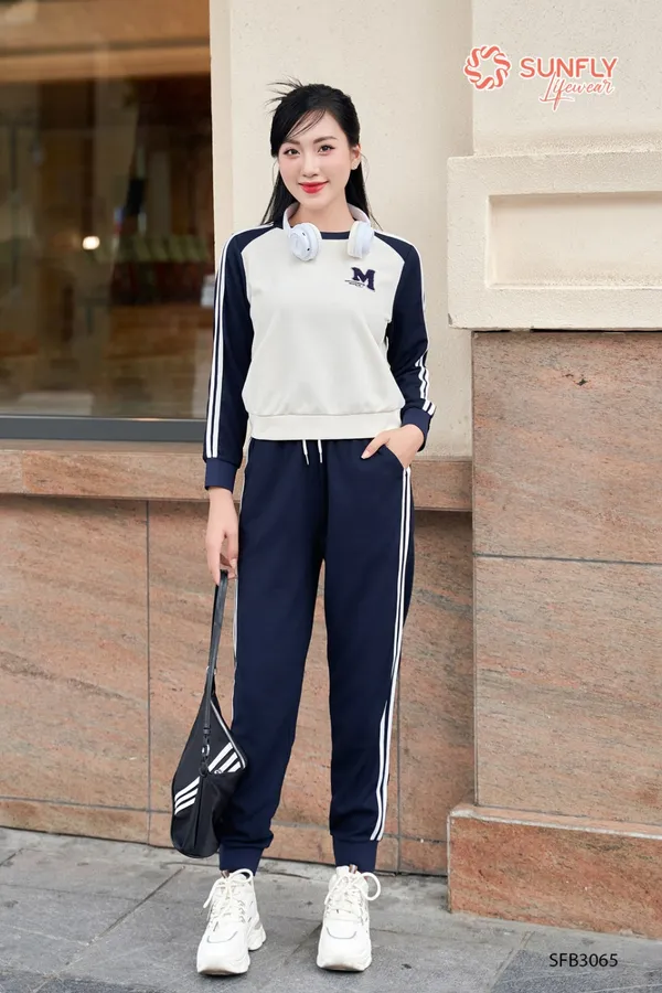 Cap-nhat-xu-huong-thoi-trang-Thu-Dong-2025-dang-duoc-san-don-nhieu-nhat-hien-nay_thoi-trang-thu-dong-48.webp