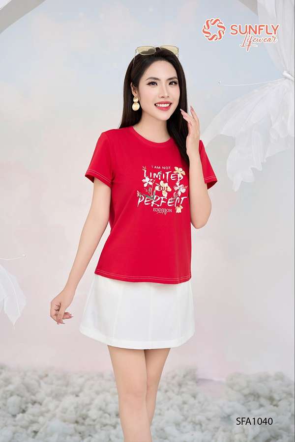 Đầu năm mua quần áo có sao không? Nên mua hay kiêng