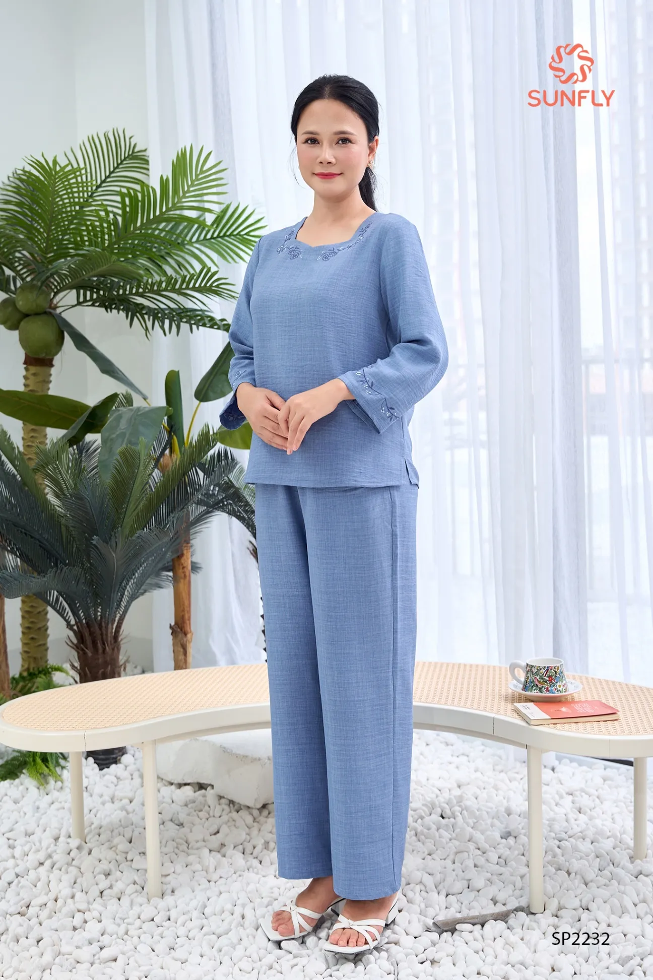 Goi-y-20-bo-do-thu-dong-cho-phu-nu-trung-nien-ban-khong-the-bo-lo_bo-do-thu-dong-cho-phu-nu-trung-nien-13.webp