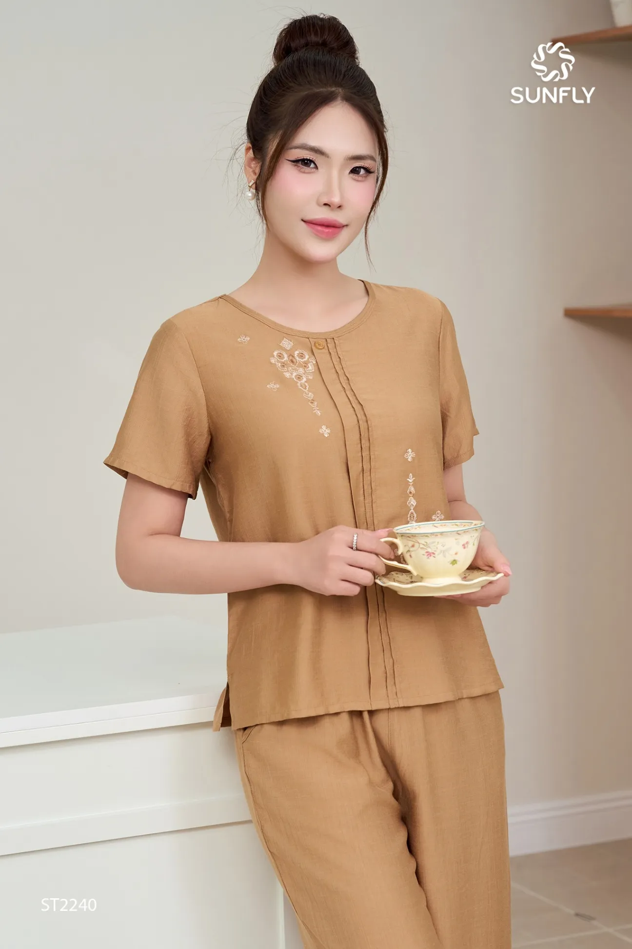 Goi-y-20-bo-do-thu-dong-cho-phu-nu-trung-nien-ban-khong-the-bo-lo_bo-do-thu-dong-cho-phu-nu-trung-nien-36.webp