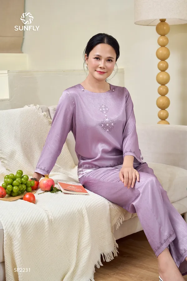 Gợi ý 7 món quà sinh nhật tặng mẹ đầy ý nghĩa và tinh tế