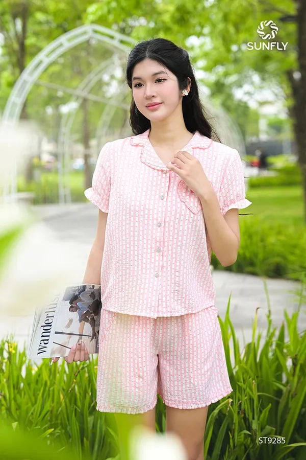Top-4-mau-bo-mac-nha-vai-dui-dep-mem-mai-tu-Sunfly-cho-nang-yeu-su-nhe-nhang-5.webp