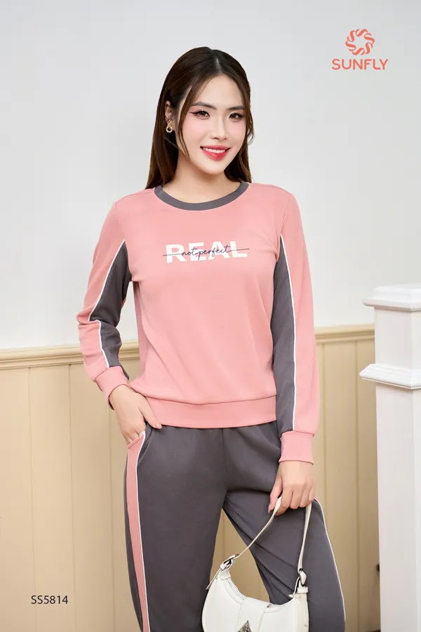 Vai-poly-cotton-la-gi-Uu-diem-amp-ung-dung-noi-bat-trong-thoi-trang-Sunfly_vai-poly-cotton-7.webp