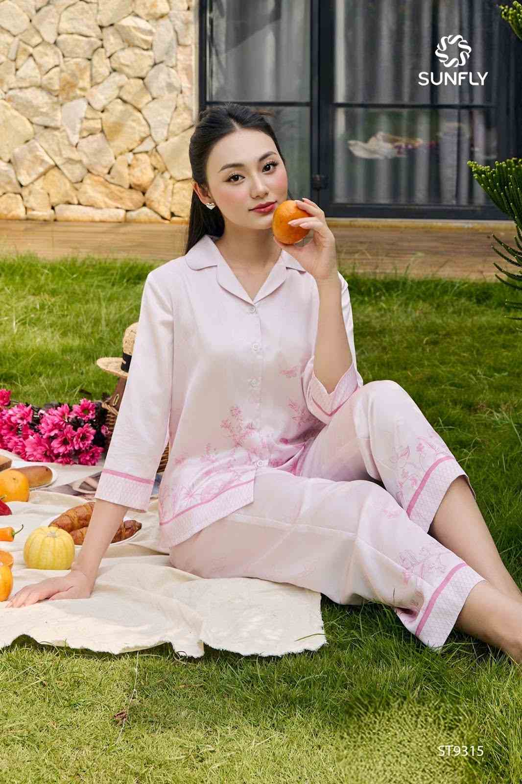 Cach-bao-quan-Pyjamas-lua-luon-bong-muot-nhu-moi-1.jpg
