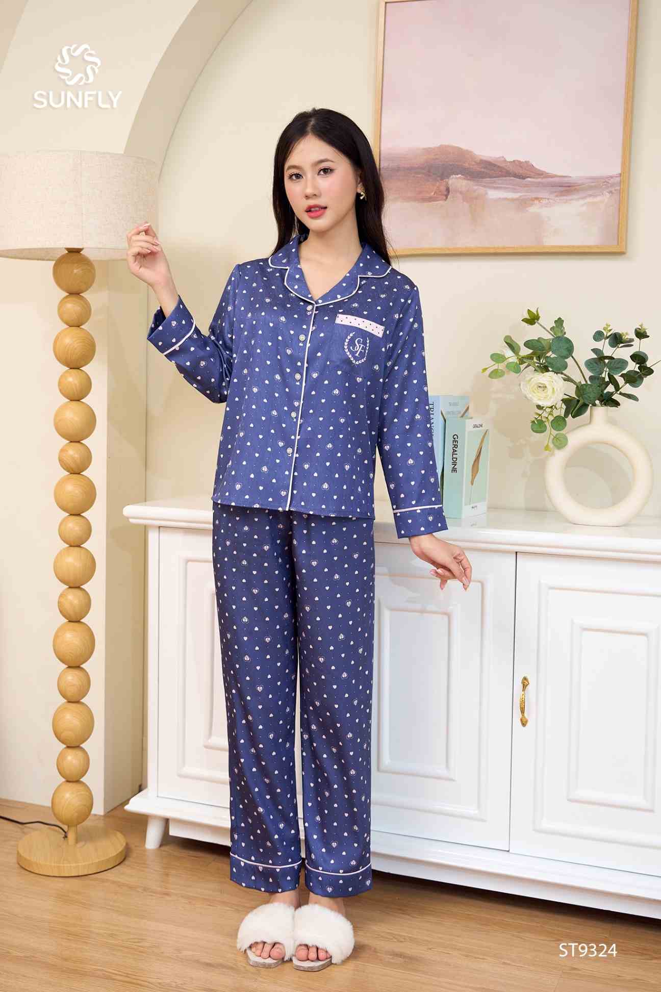 Cach-bao-quan-Pyjamas-lua-luon-bong-muot-nhu-moi-1.webp