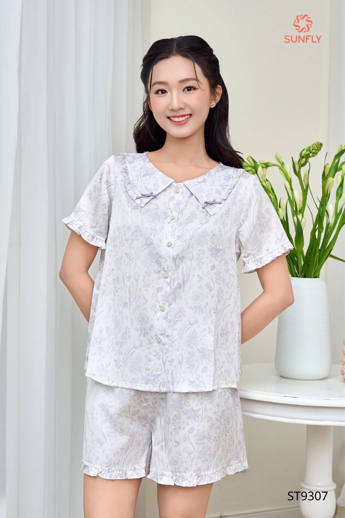 Bộ pijama nữ lụa latin áo cộc quần sooc ST9307