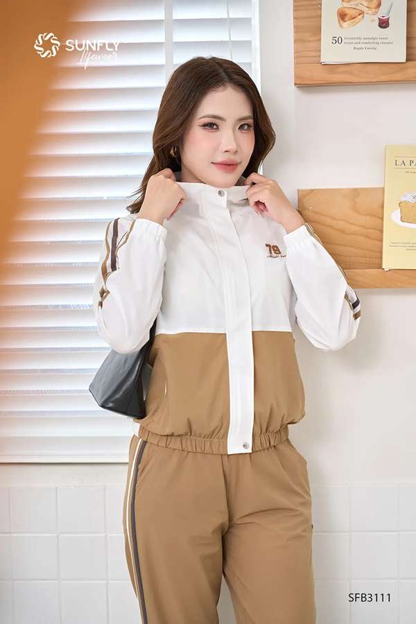 Set đồ nữ phối hợp tone màu tại Sunfly