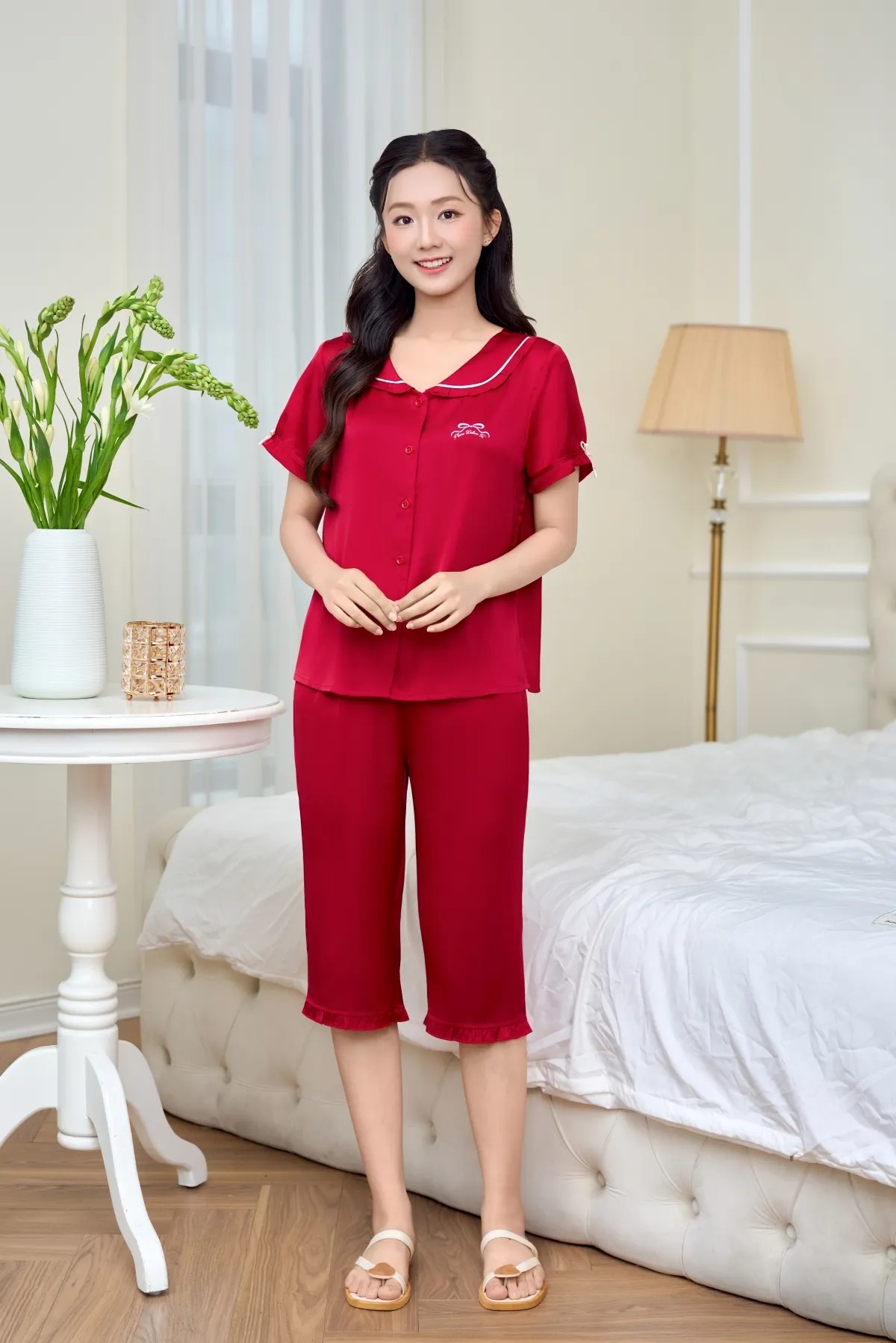 Bộ pijama nữ lụa latin áo cộc quần ngố ST9352