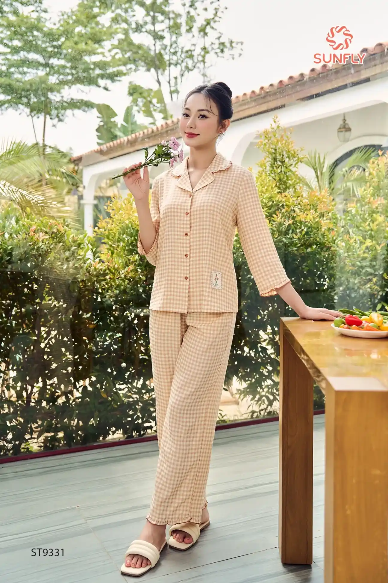 HUONG-DAN-BAO-QUAN-TRANG-PHUC-TU-VAI-KATE.webp