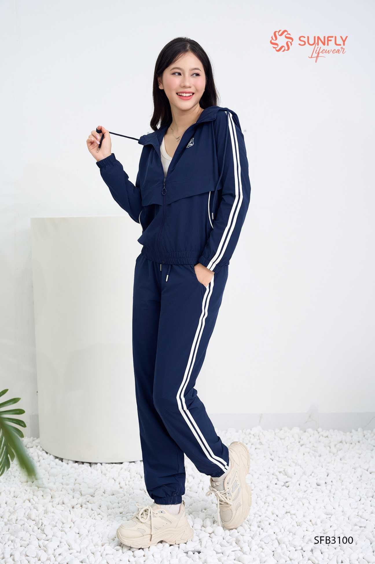 Set đồ nữ gió co giãn áo dài kéo khóa có mũ quần dài SFB3100