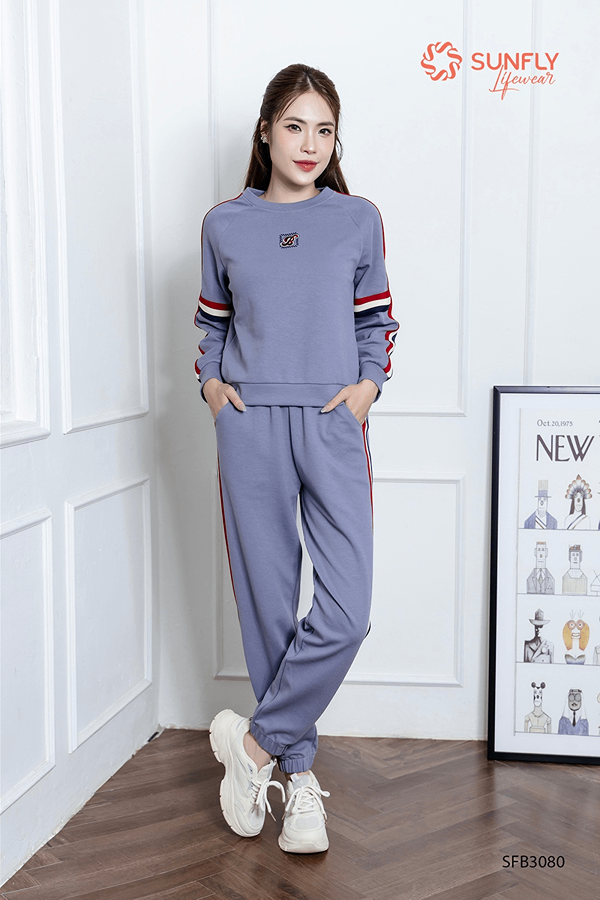 Style-quan-ao-cho-nguoi-gay-nu-Cach-phoi-do-cho-nguoi-gay-cao-nu-chuan-dep-11.webp