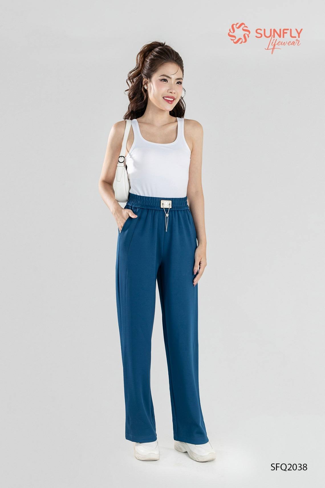 Bí quyết chọn áo tank top nữ phù hợp dáng người