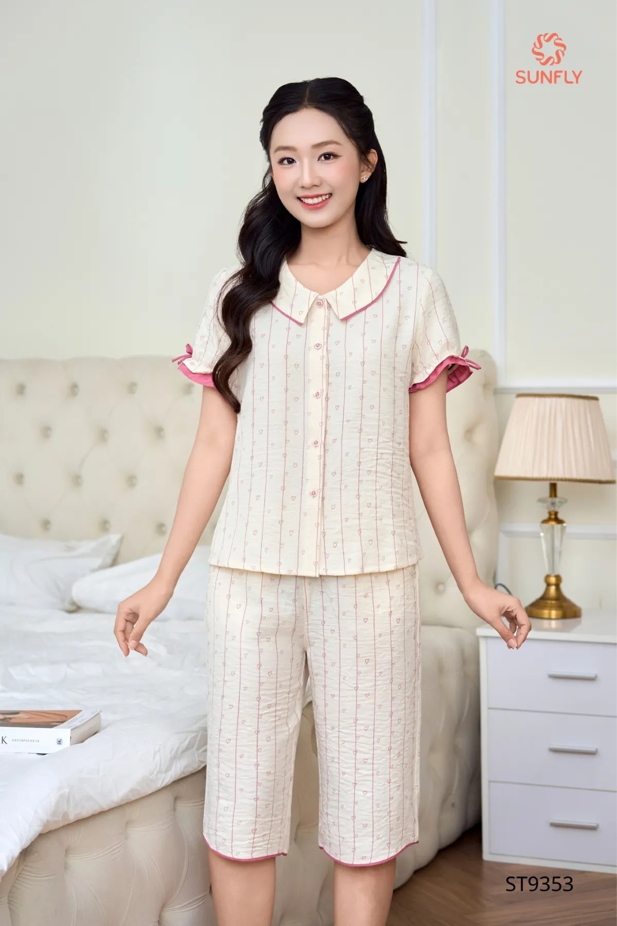 Bộ pijama nữ đũi vân mây áo cộc quần ngố ST9353
