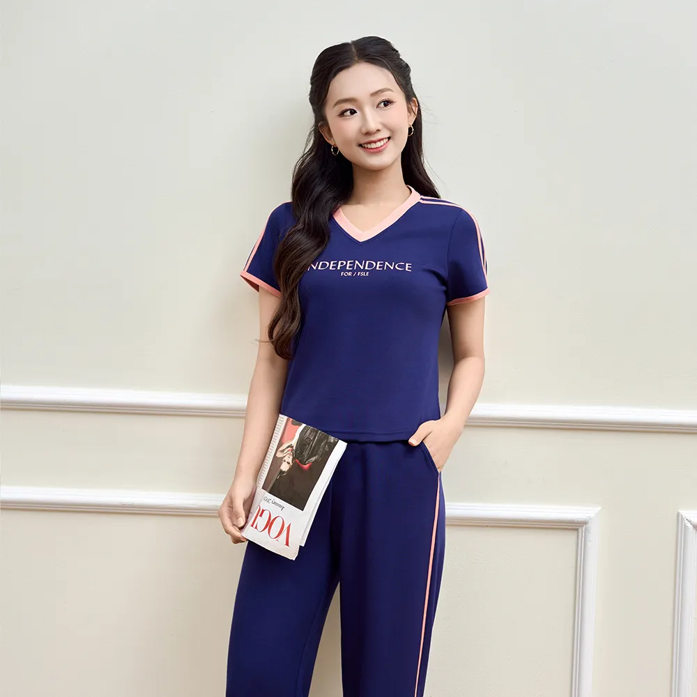 Set bộ dạo phố