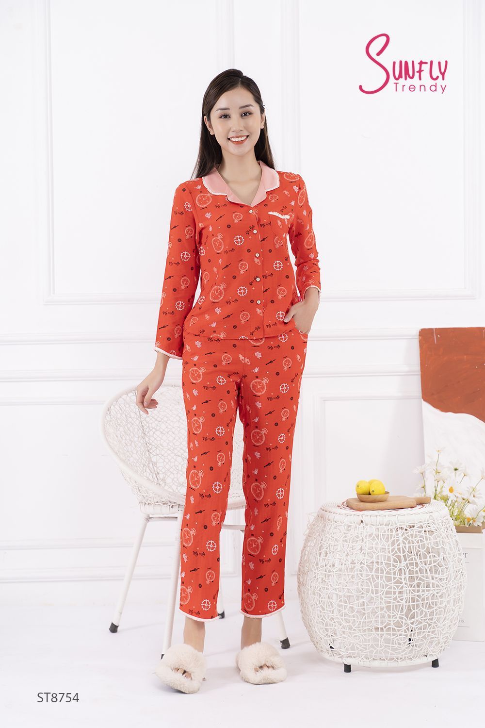 Bộ pijamas linen áo dài quần dài ST8754 XL đồng hồ đỏ