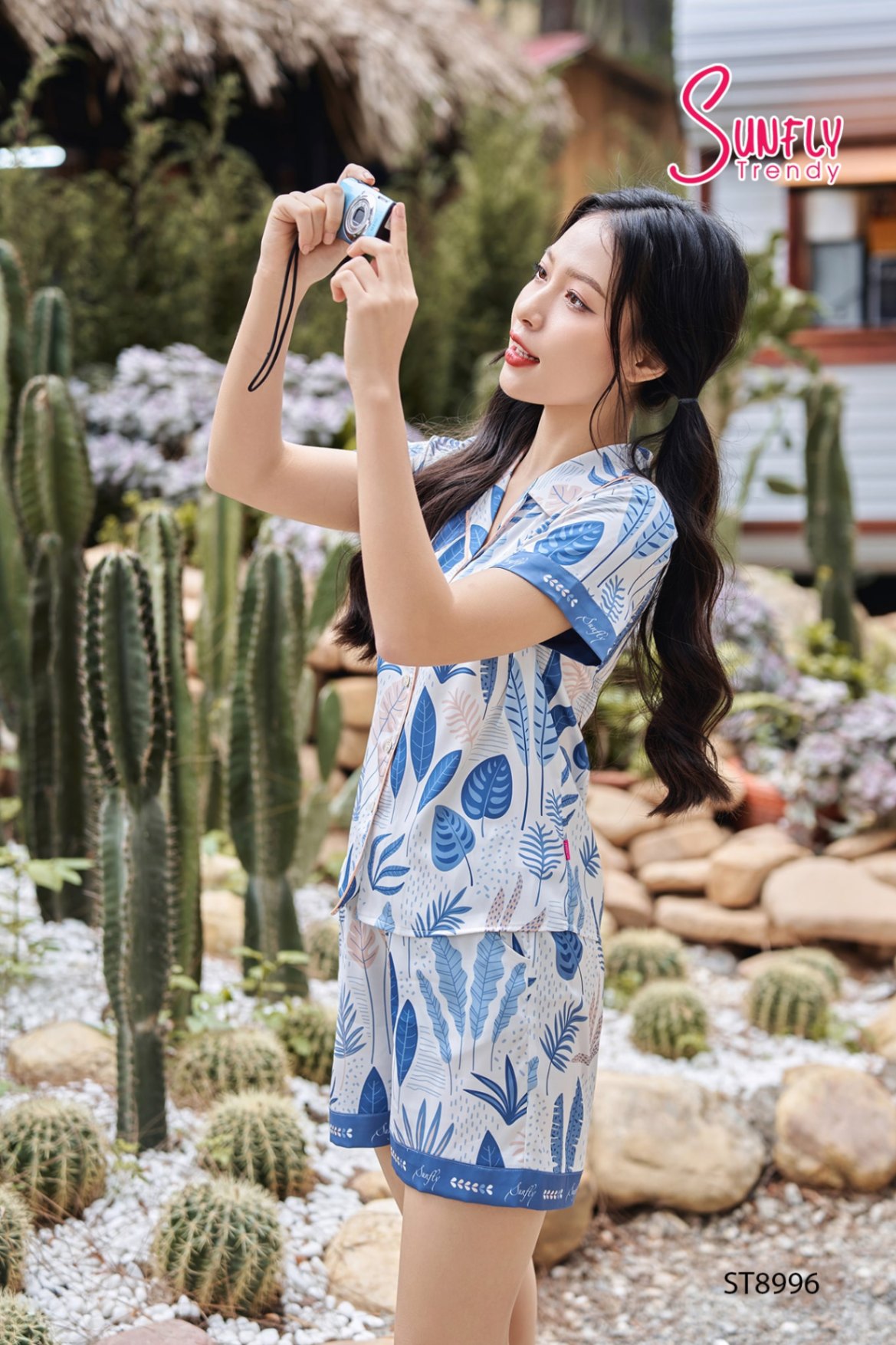 Bộ pijamas lụa áo cộc quần sooc ST8996