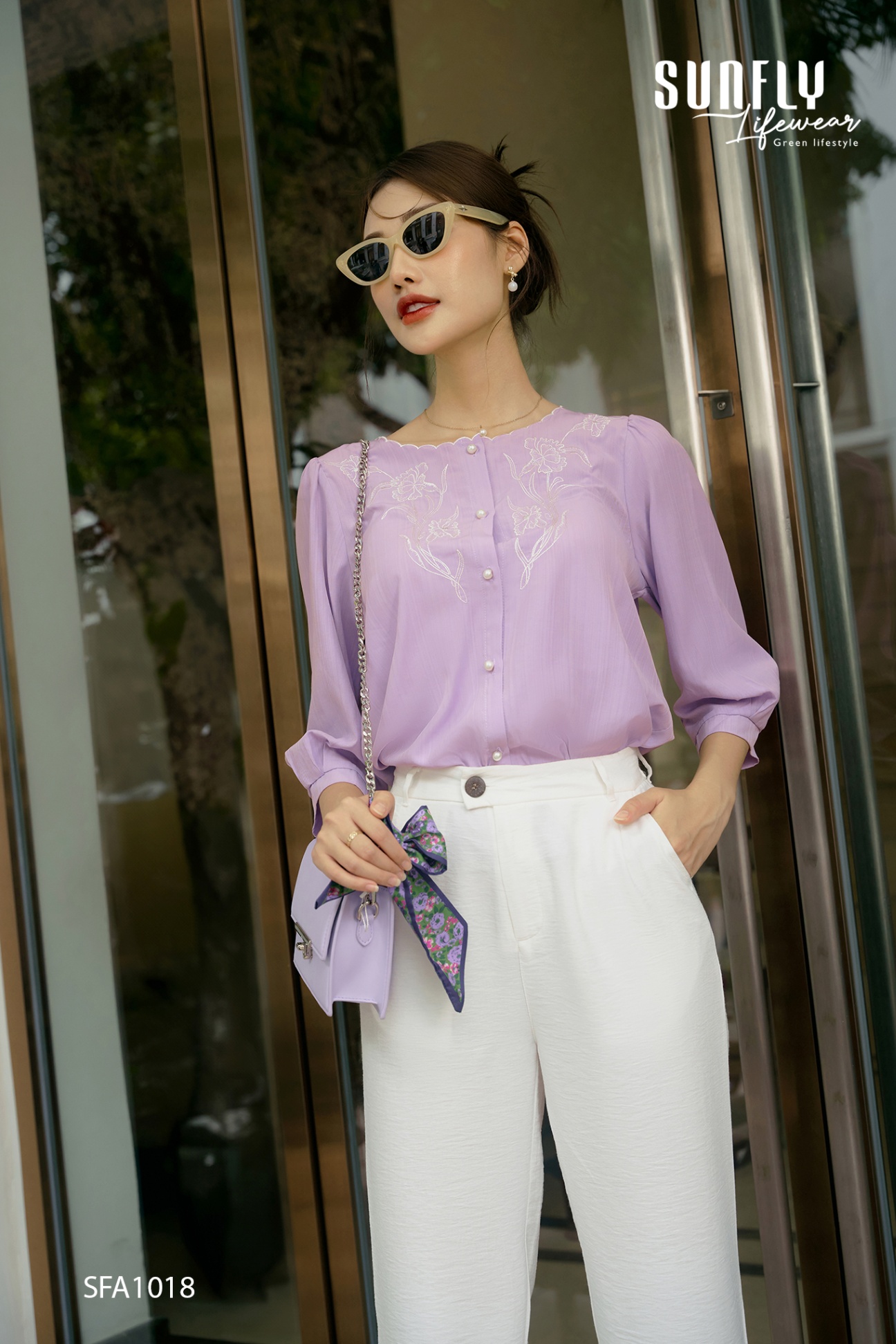 Áo linen lụa thêu tay lỡ SFA1018
