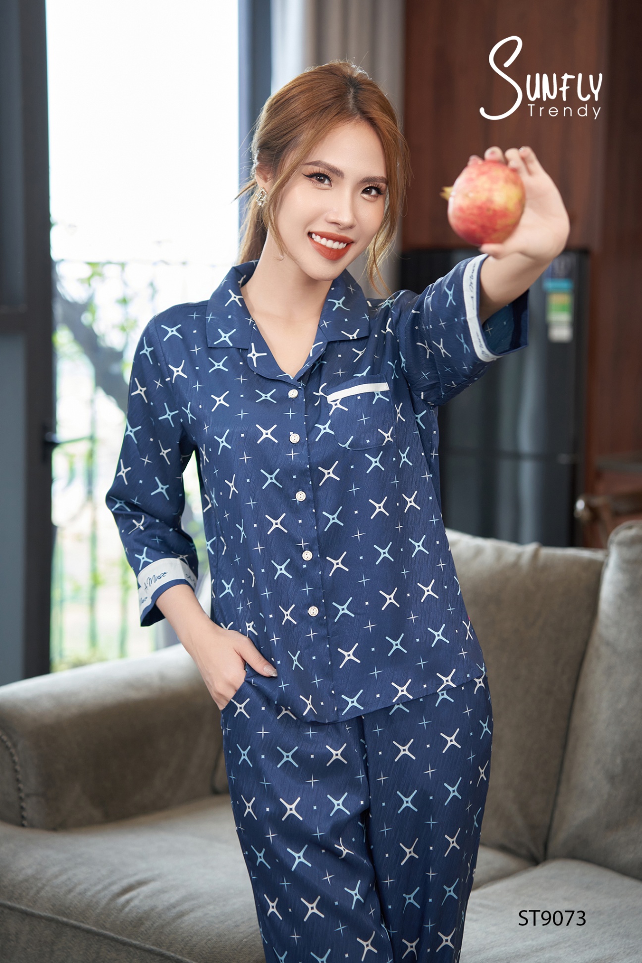 Bộ pijamas lụa áo tay lỡ quần dài ST9073