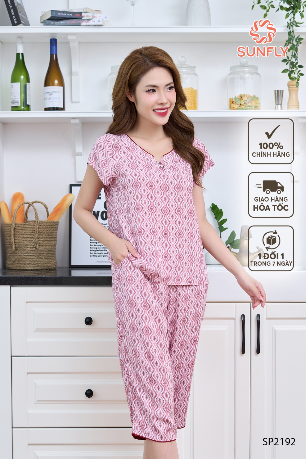 Đồ bộ mặc nhà nữ lanh lụa họa tiết áo cộc quần ngố SP2192