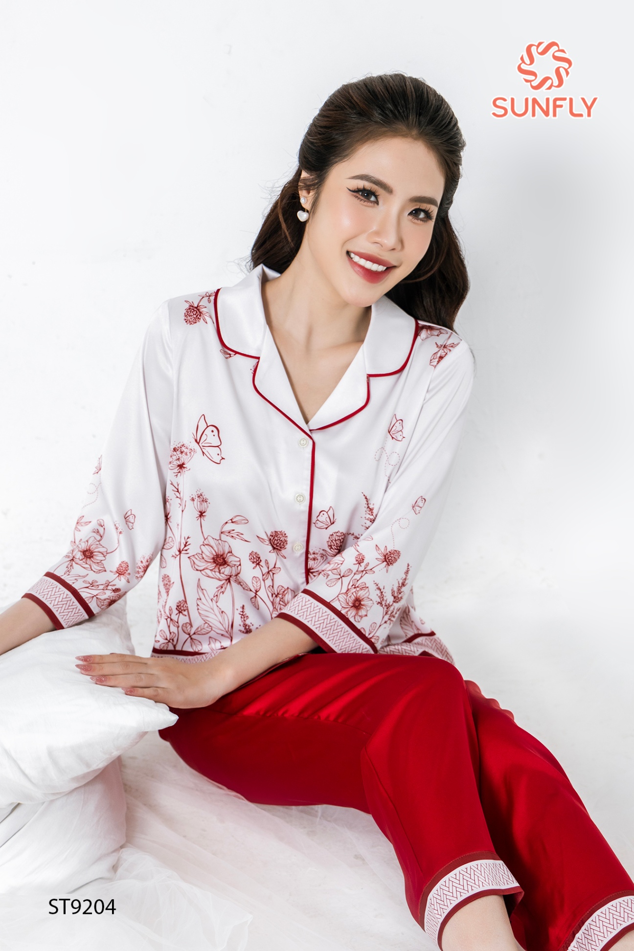 Bộ pijamas nữ lụa satin ht áo tay lỡ quần dài ST9204