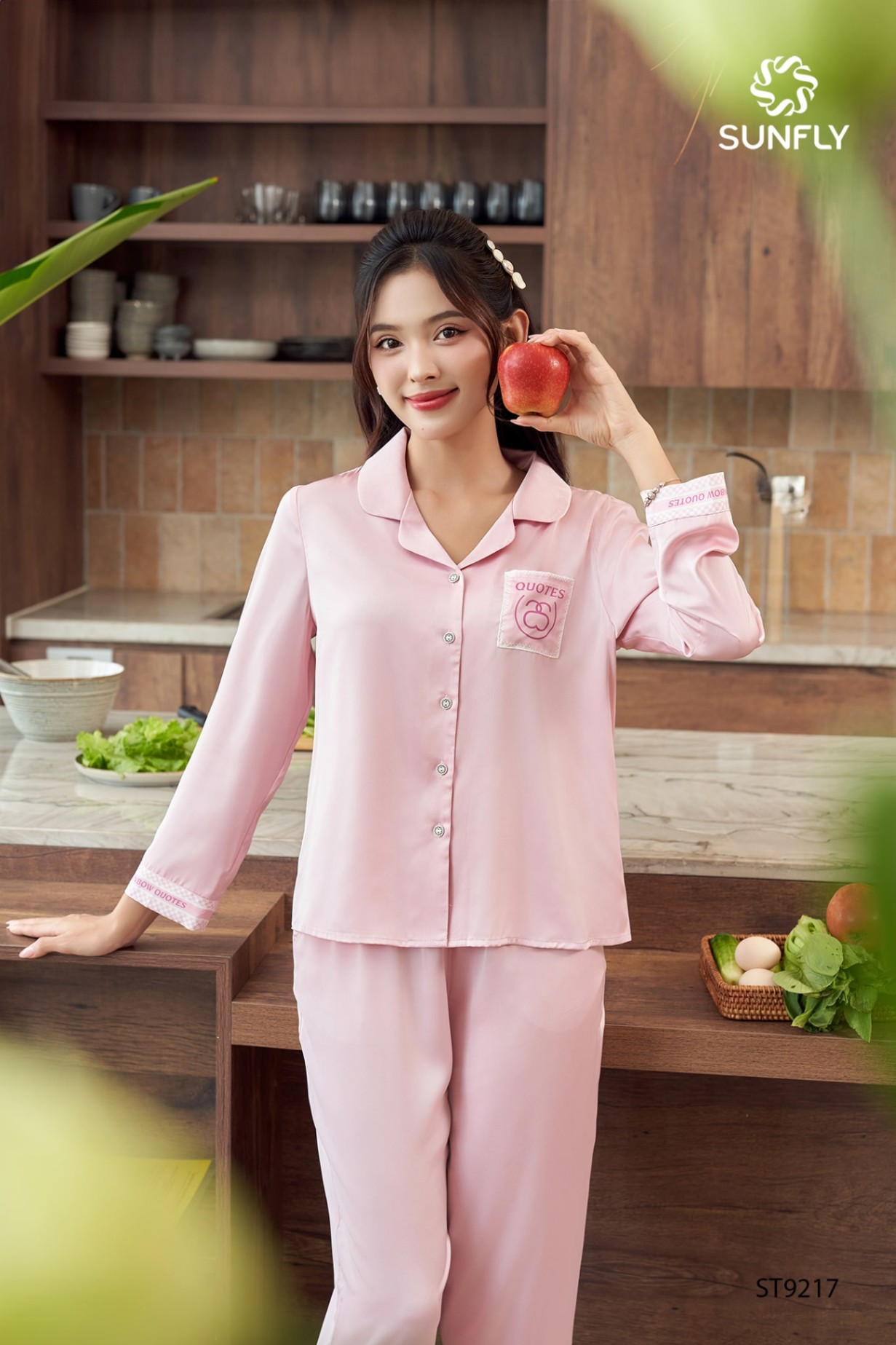 Bộ pijamas nữ lụa satin áo dài quần dài ST9217