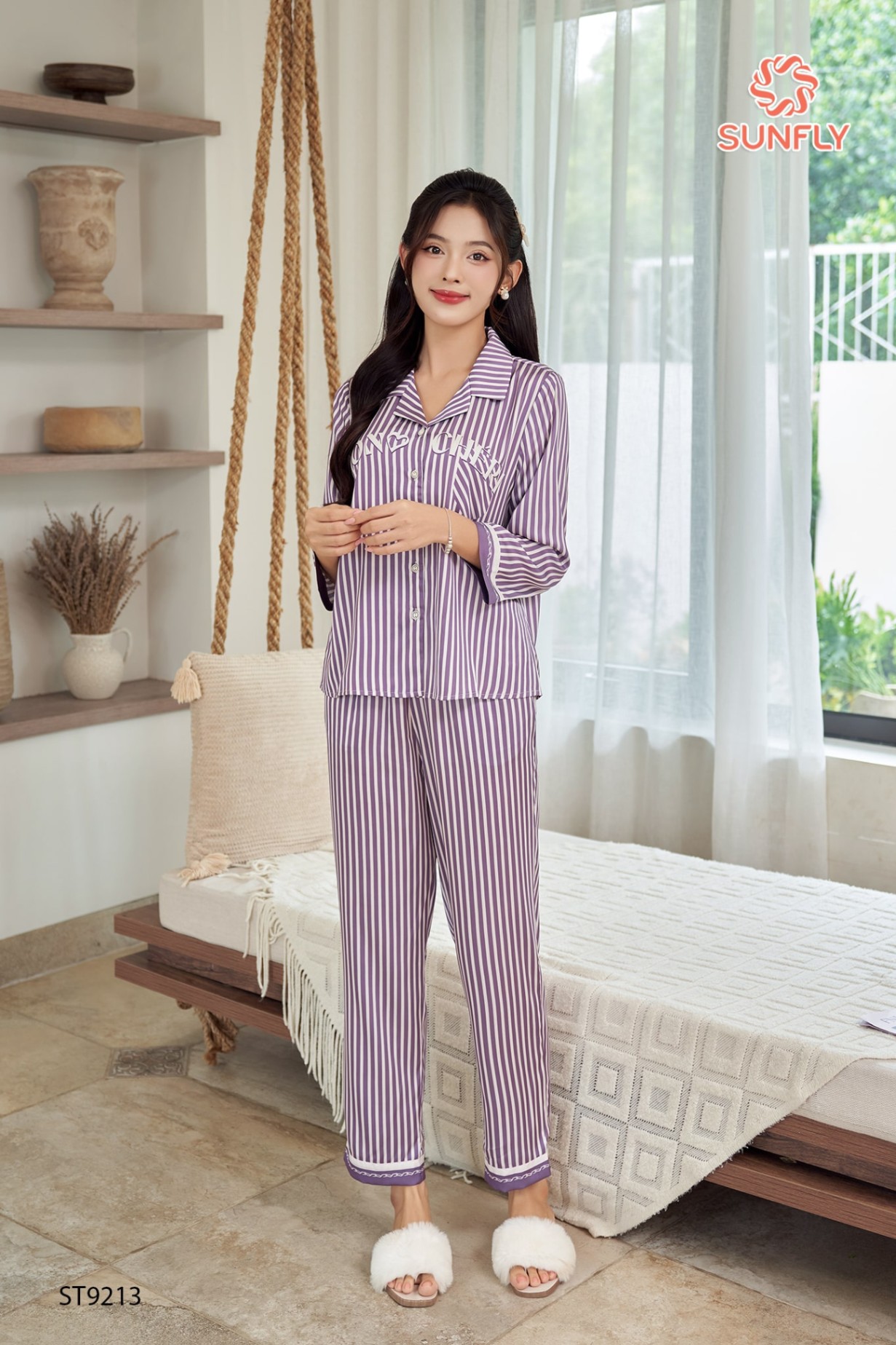 Bộ pijamas nữ lụa satin ht áo tay lỡ dài quần dài ST9213