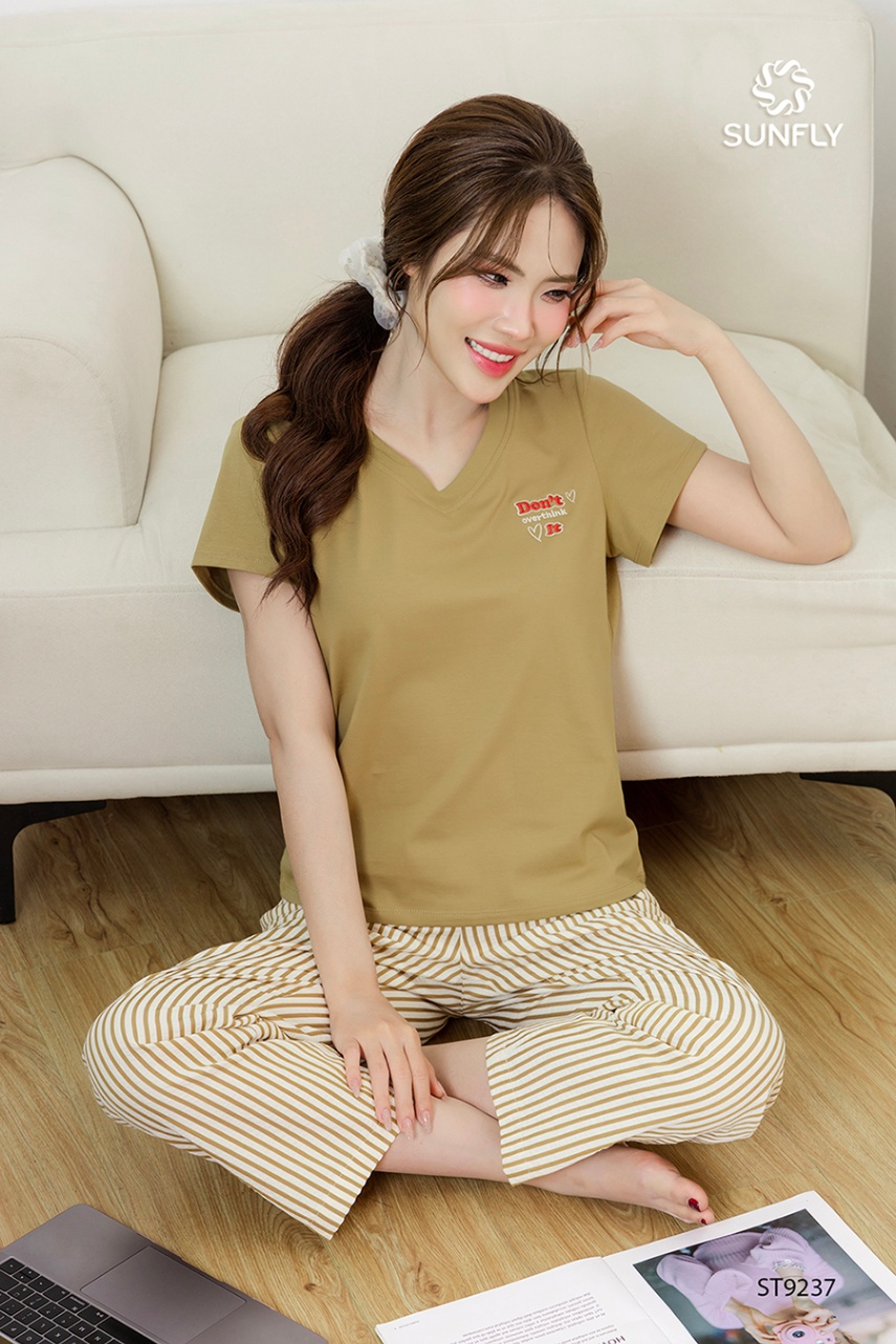 Đồ bộ mặc nhà nữ áo cộc cotton USA quần dài kate kẻ ST9237