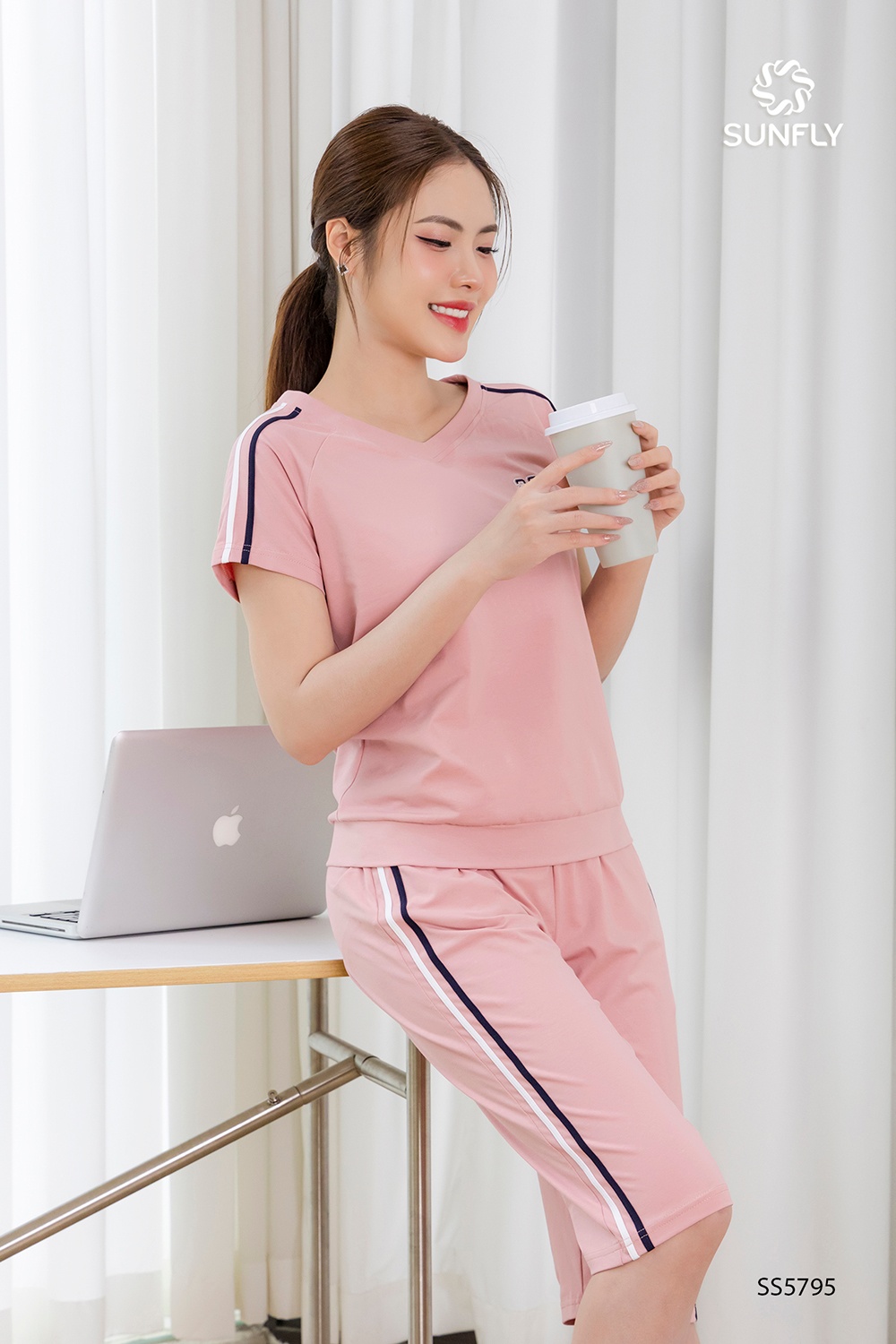 Bộ thể thao nữ cotton áo cộc quần ngố SS5795