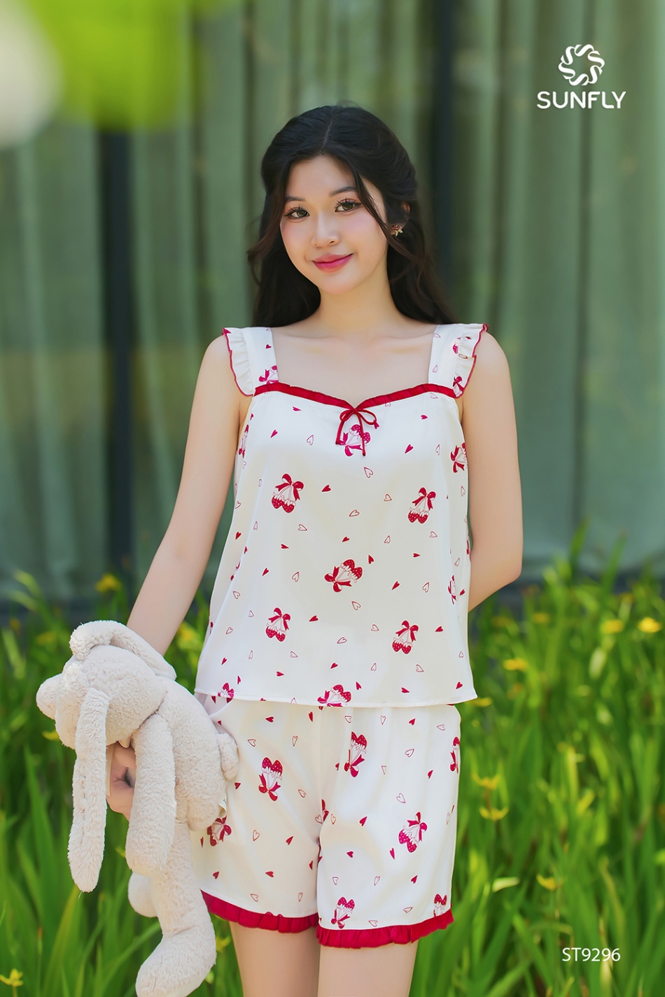 Đồ bộ mặc nhà nữ lụa latin áo 2 dây quần sooc ST9296