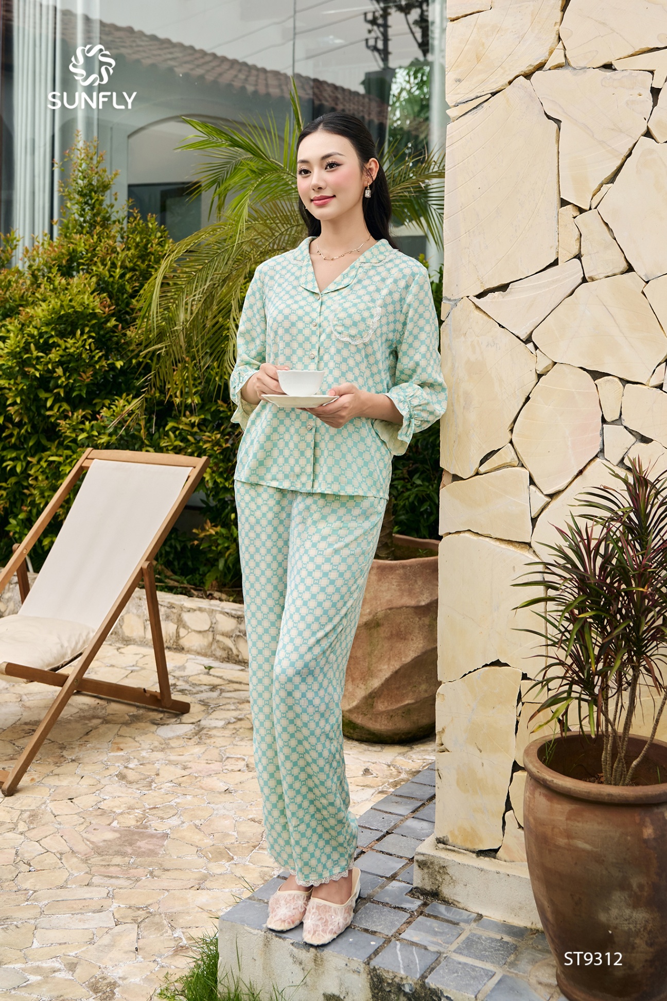 Bộ pijama nữ thô đũi áo tay lỡ quần dài ST9312