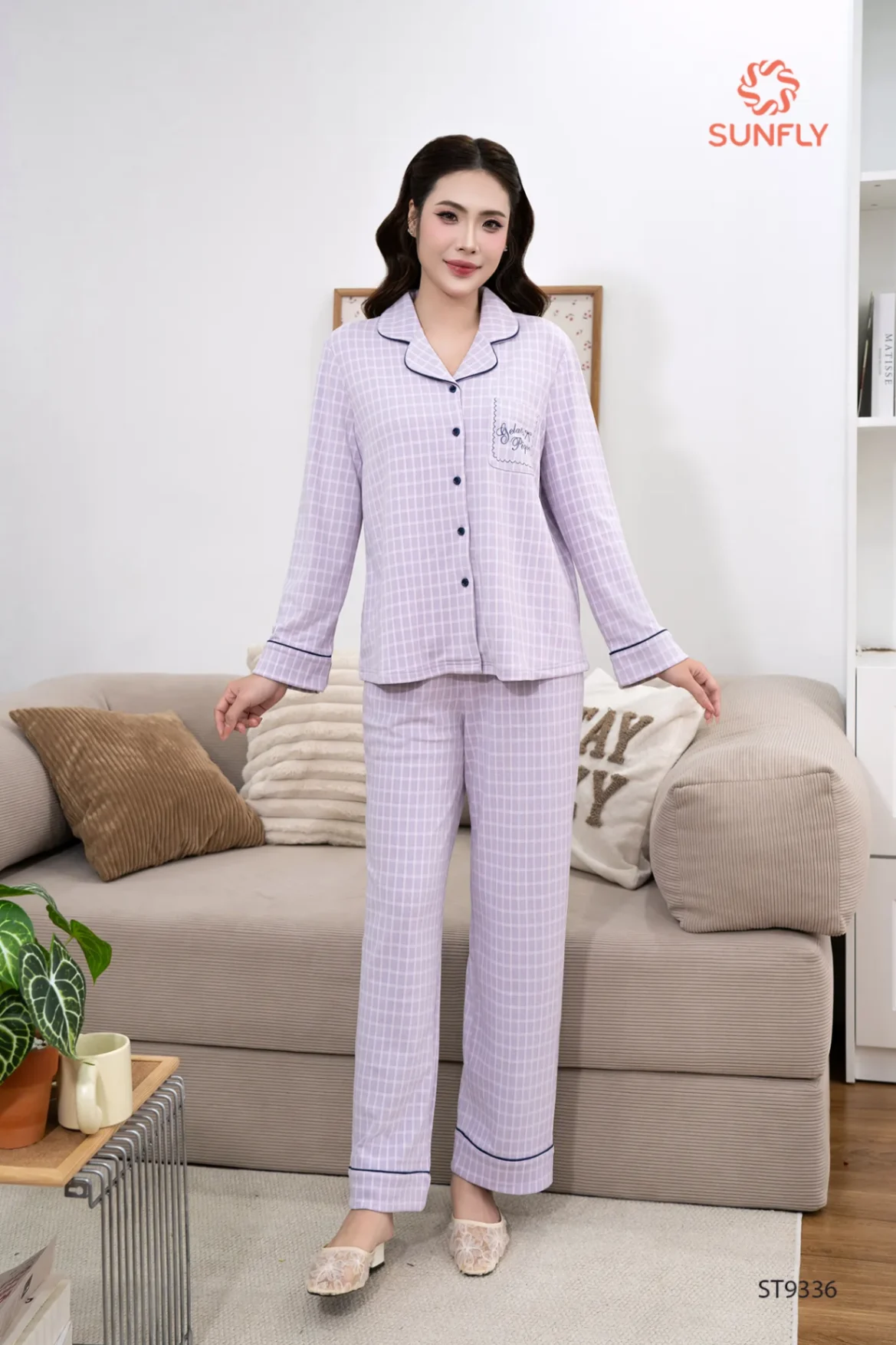 Bộ pijama nữ nỉ caro áo dài quần dài ST9336 L kẻ tím