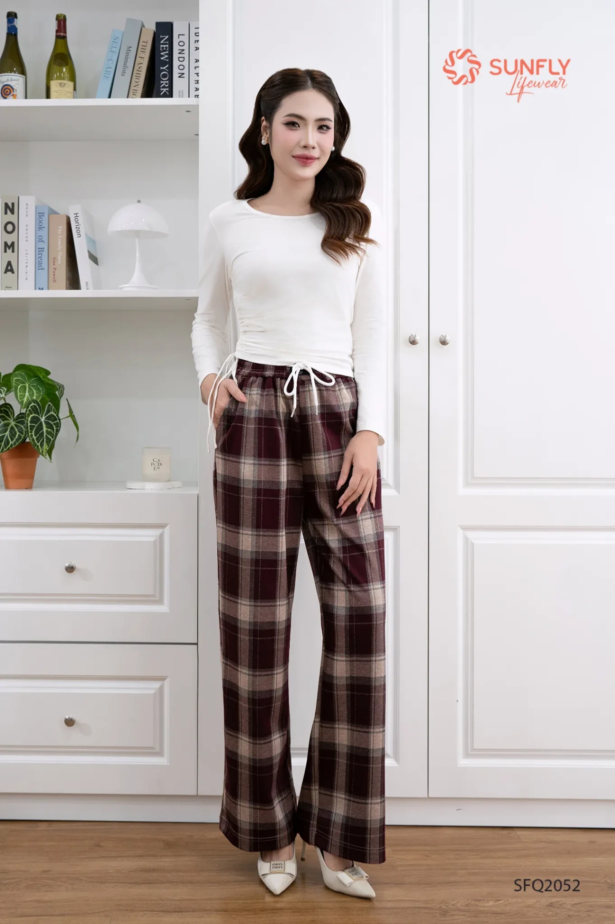 Quần nữ nỉ caro dáng suông dài SFQ2052