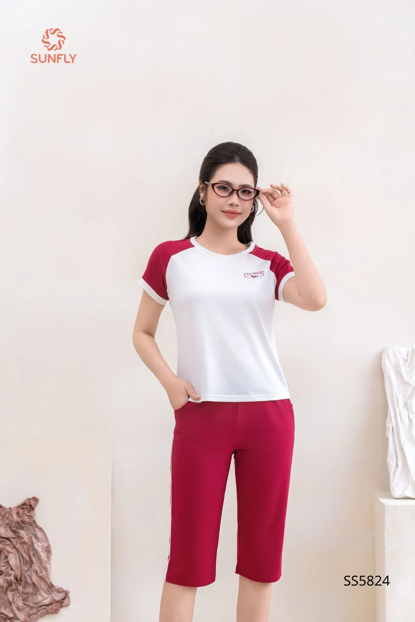 Bộ thể thao nữ cotton compact áo cộc quần ngố SS5824 XL trắng kem