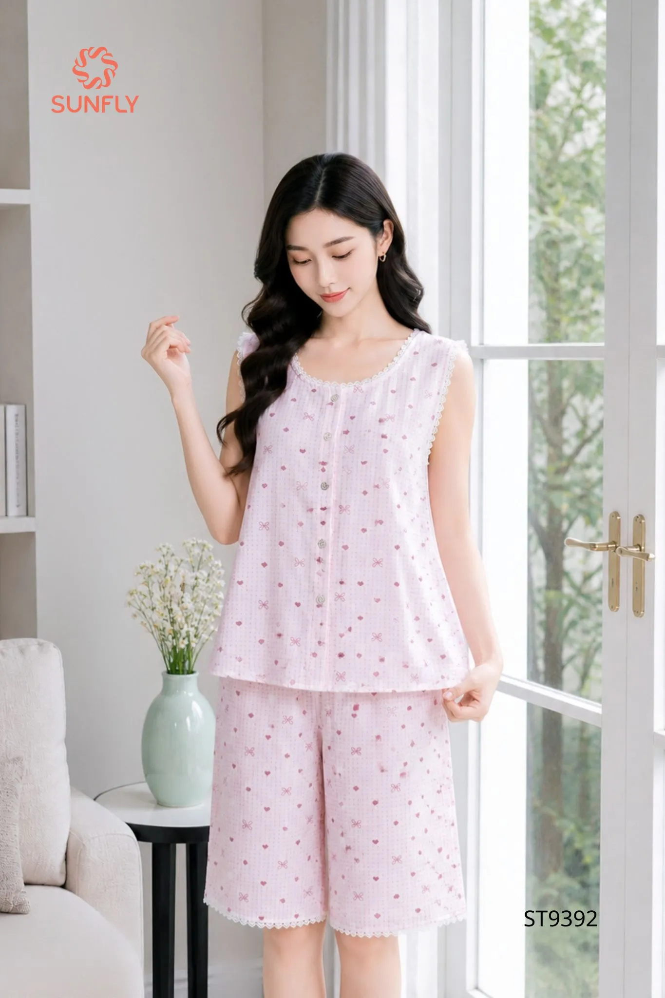 Đồ bộ mặc nhà nữ đũi áo sát nách quần trên gối ST9392 XL kẻ nơ hồng dâu