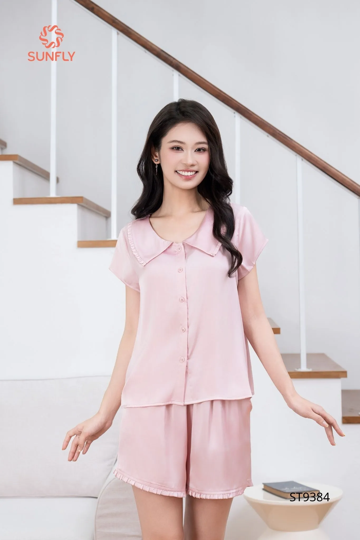 Bộ pijama nữ lụa satin áo cộc quần sooc ST9384 L hồng san hô