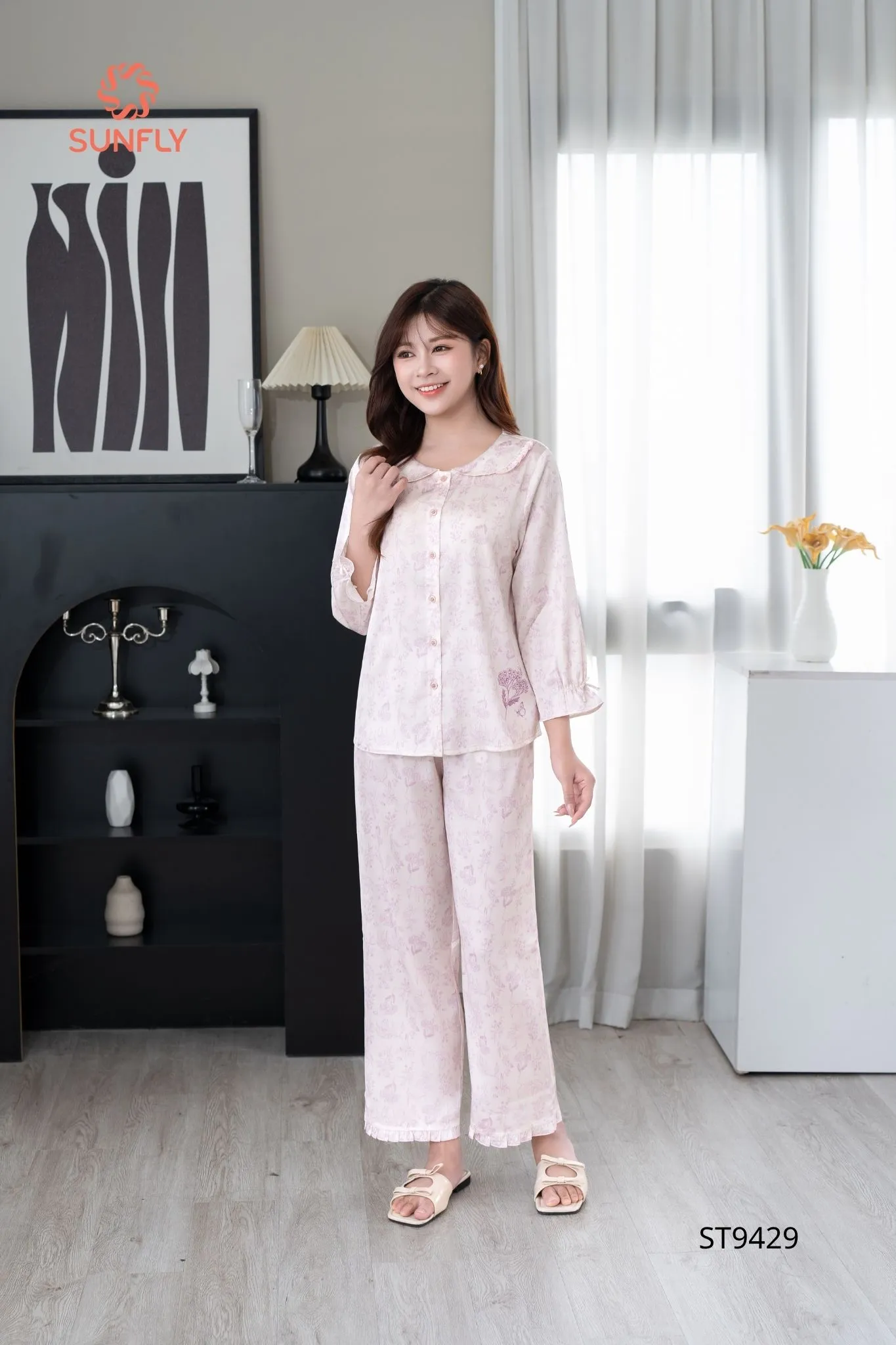Bộ pijama nữ lụa latin áo tay lỡ quần dài ST9429