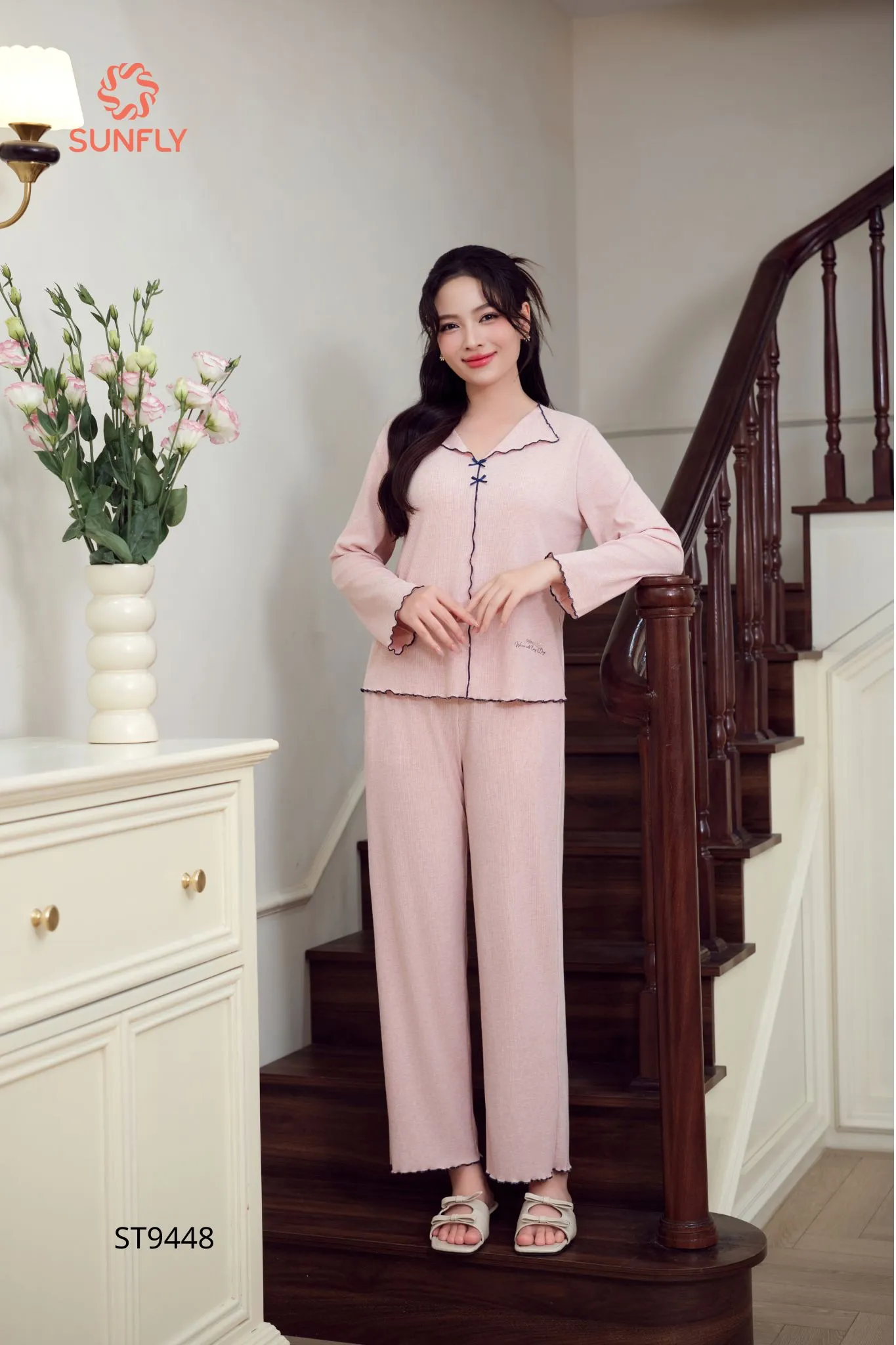 Đồ bộ mặc nhà nữ thun hiệu ứng áo dài cổ bẻ quần dài ST9448