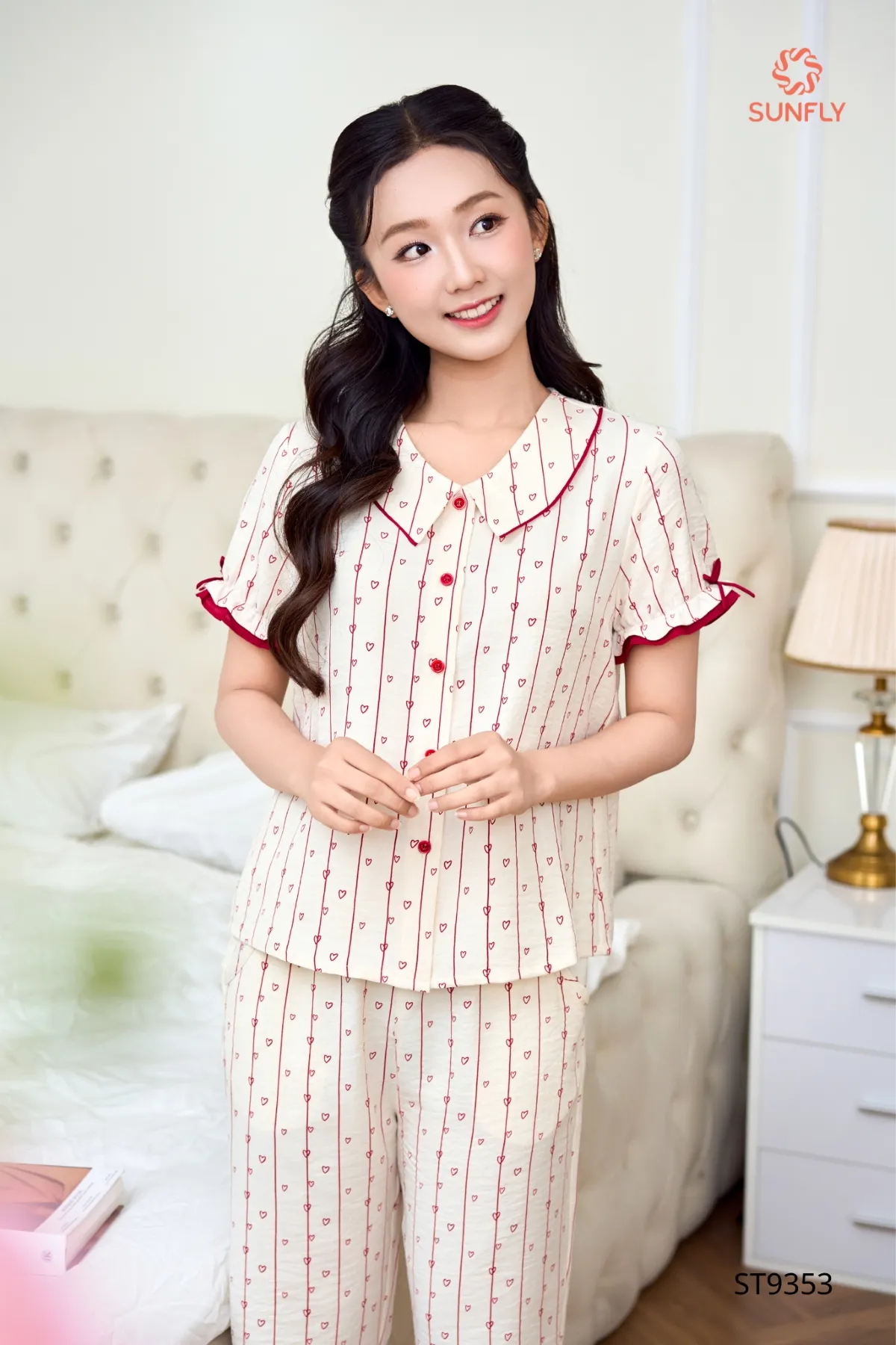 Bộ pijama nữ đũi vân mây áo cộc quần ngố ST9353 M đỏ